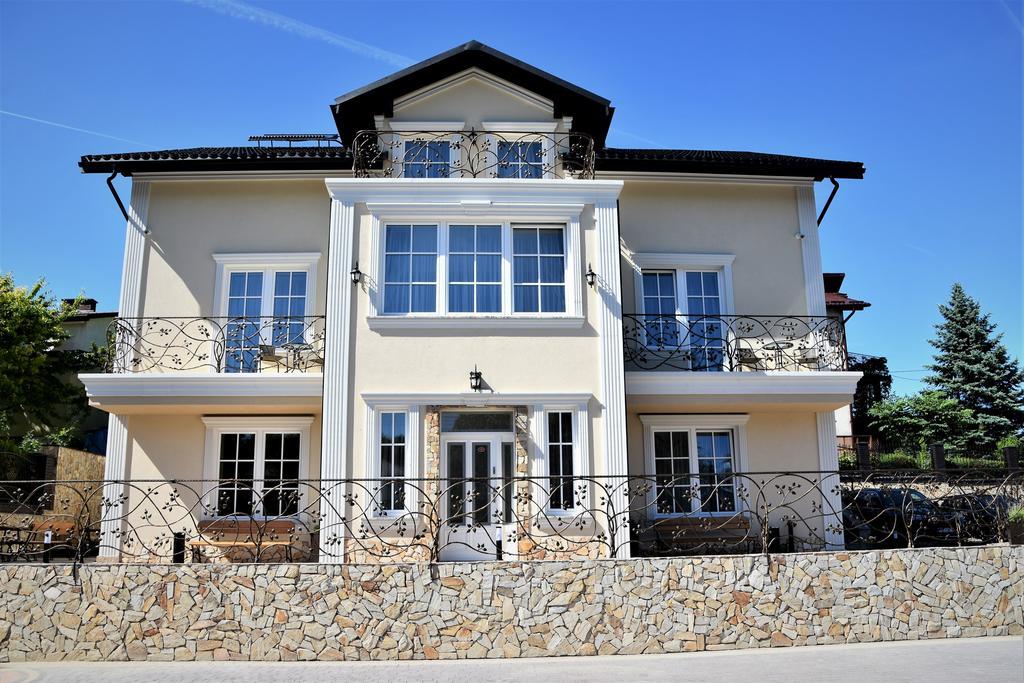 Willa Rozana - Apartamenty I Pokoje Goscinne Sandomierz Exterior photo